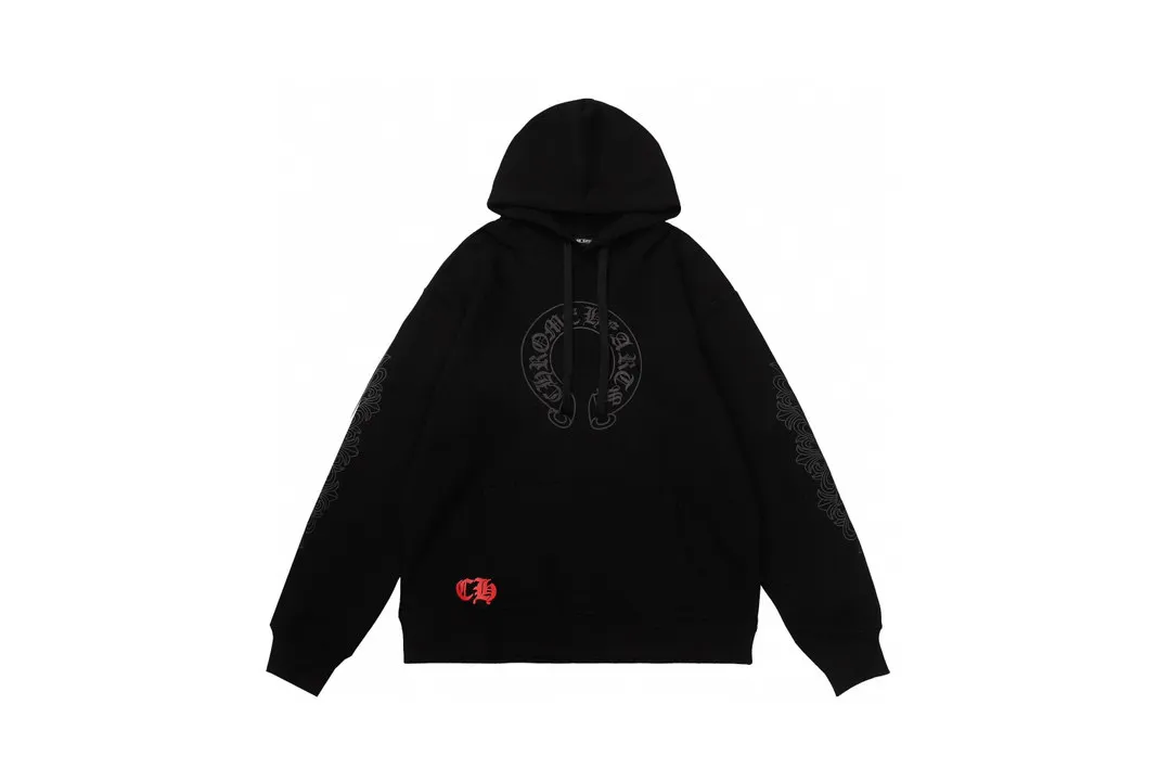 M14—P210 -Chrome Hearts/Chrome Hearts printed sweatshirt cardigan jacket -420 grams of high-density, high-quality wool, soft, delicate and skin-friendly, soft and silky to the touch, warm and skin-friendly -The hardware zipper accessories are all customized and full of details -Colour: black white -Size: S M L XL
